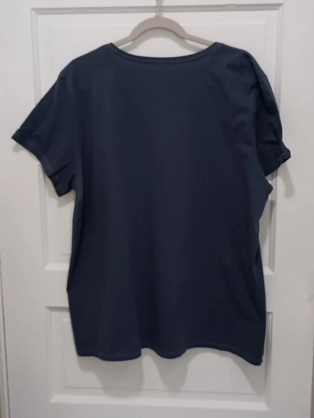 Women's XXL Life Is Good Crusher-Lite T-shirt Lotus Graphic w/ "Breathe" text. - Picture 5 of 5